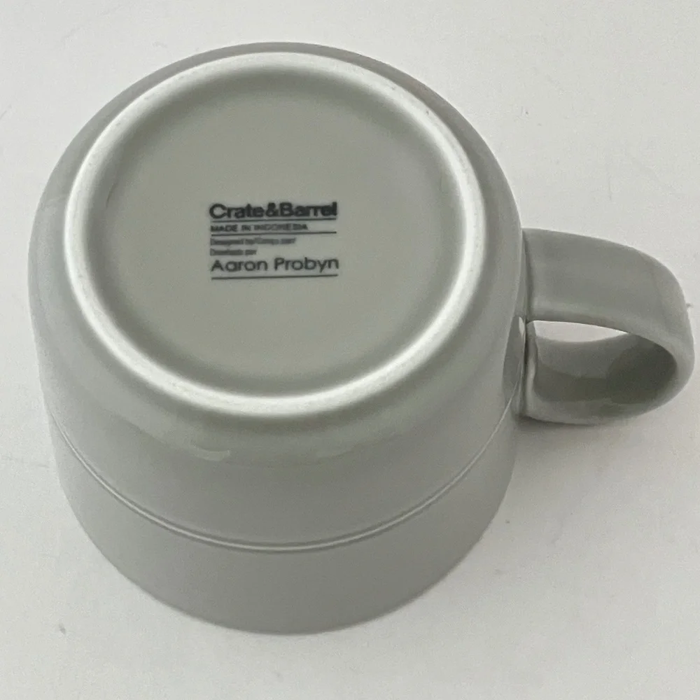 Crate & Barrel Aaron Probyn Hue 12 oz. Light Grey Mug / Discontinued